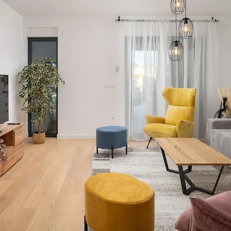 Apartment Mona - Dvosobni Stan