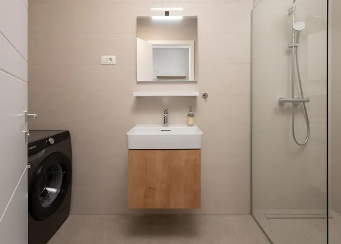 Apartment Mona - Dvosobni Stan *